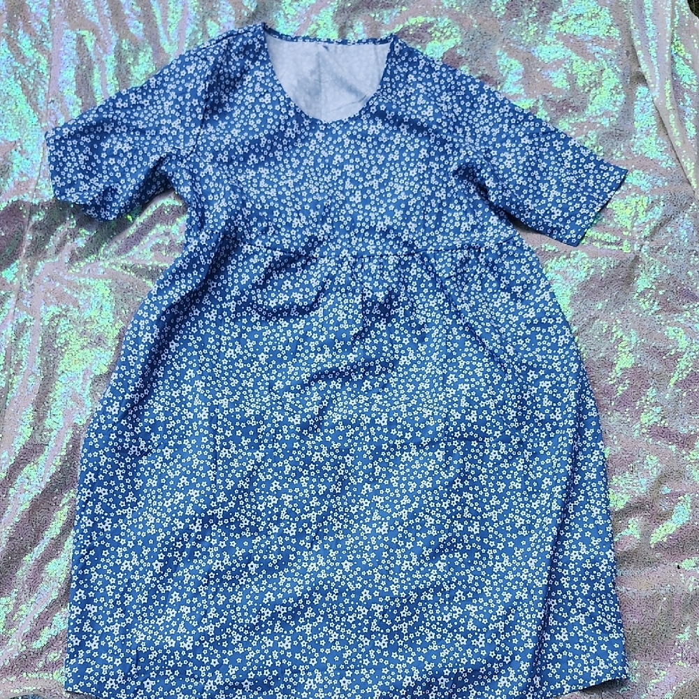 Charming Blue Star Patterned Dress Nwot XXL Lightweight!